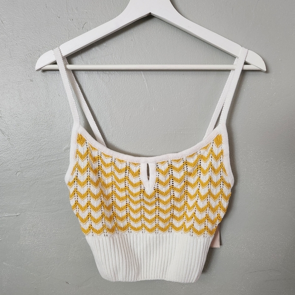 BCBGeneration Chevron-Knit Crop Top - Picture 11 of 12